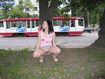 Amateur girls spread legs